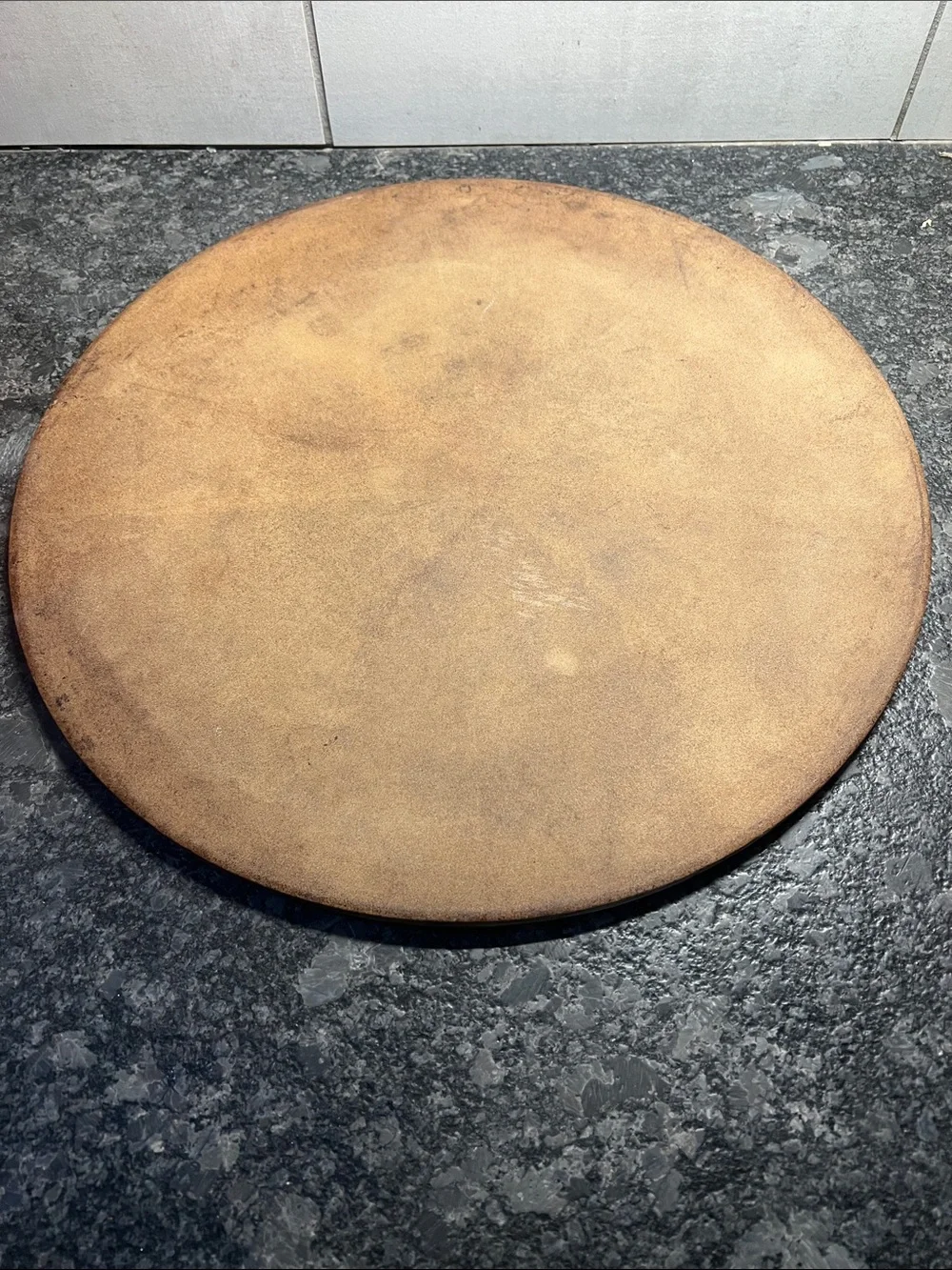 Pampered Chef RETIRED HERITAGE COLLECTION round pizza stone. 15” preseasoned